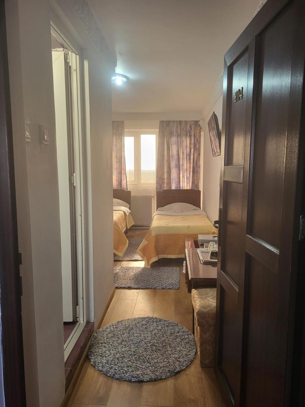 Motel Orion Obrejita Bagian luar foto